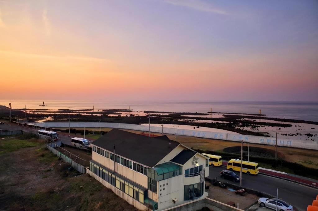 Odri Inn Jeju Ngoại thất bức ảnh